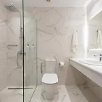 Szálloda Saint George Hriszí Aktí