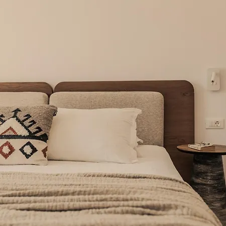 Saint George クリシ・アクティ