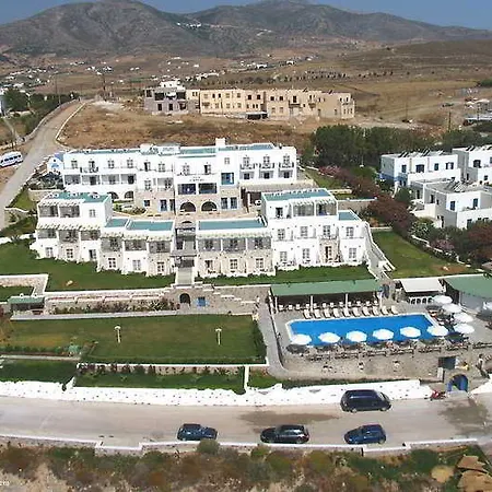 Saint George Chrisi Akti (Paros)