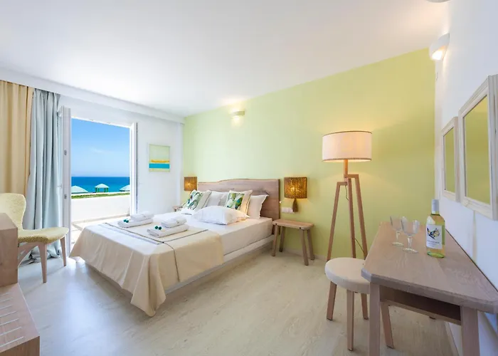 Saint George 4* Chrisi Akti (Paros)